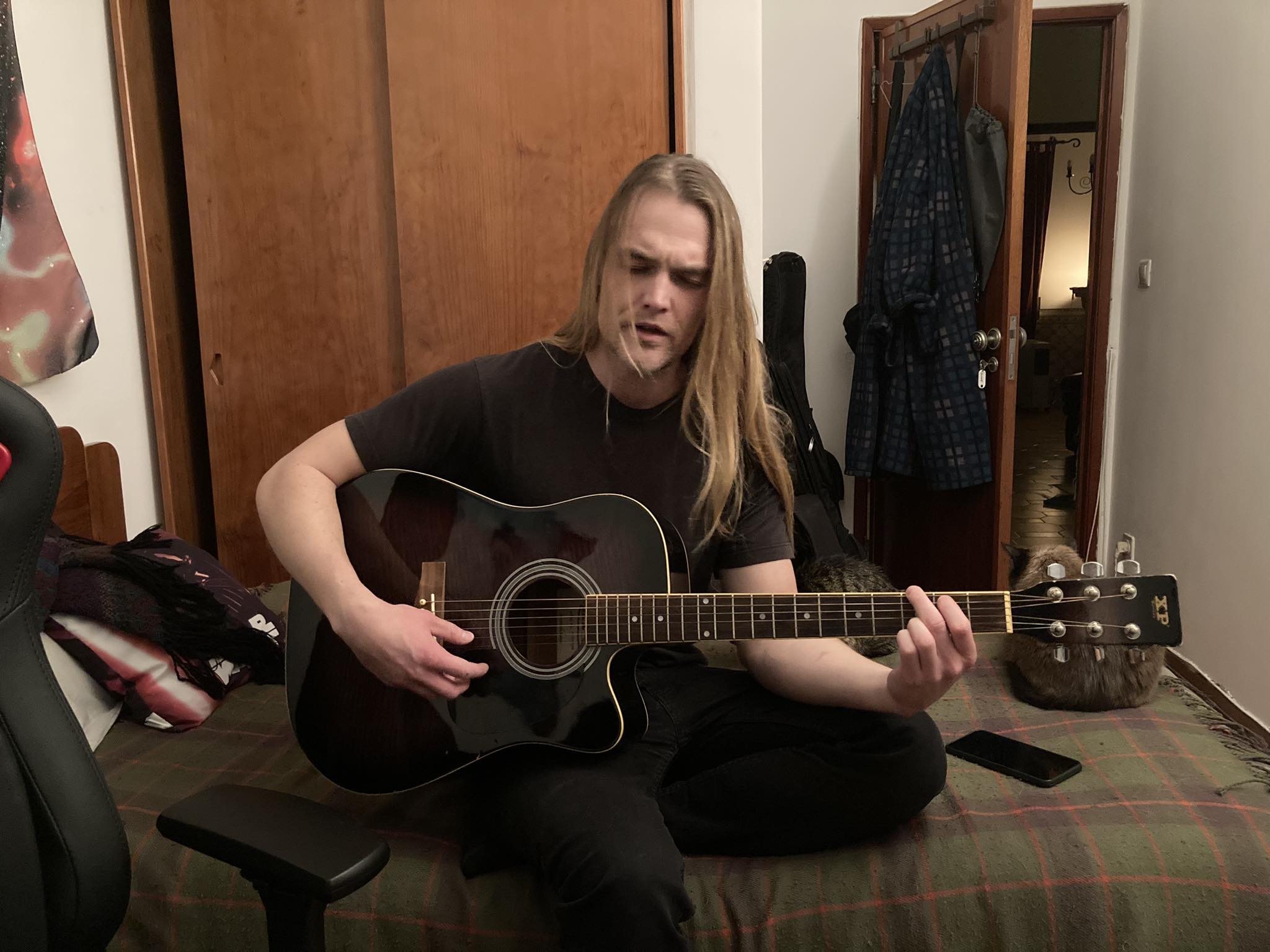 Gitarr och katter i Lissabon